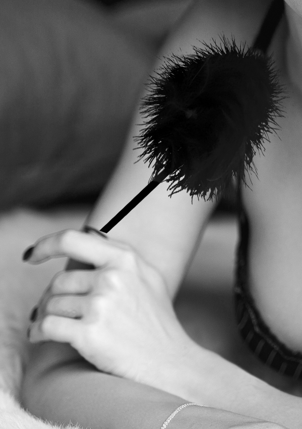 Zachte erotiekveer van OUCH! – perfect voor zintuiglijk en sensueel voorspel