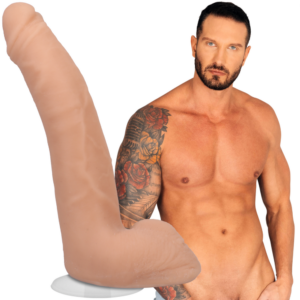 Quinton James - Realistic ULTRASKYN Dildo - 9.5 / 24 cm – Quinton James